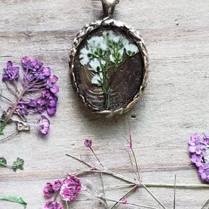 Handmade Necklace Real Flowers Cast In Resin Elegant Gift Birthday Anniv…